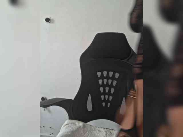 GlobeTrottieHottie1 webcam