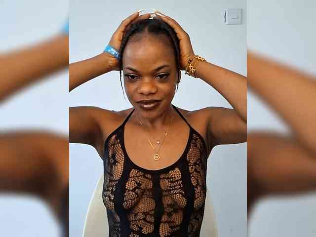 GlobeTrottieHottie1 webcam