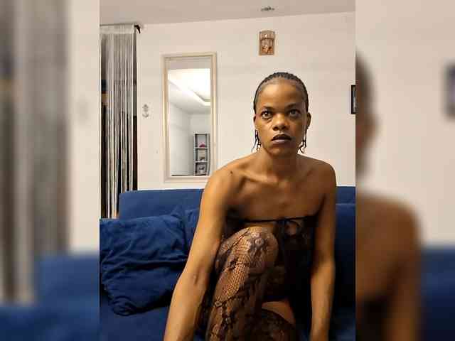 GlobeTrottieHottie1 webcam