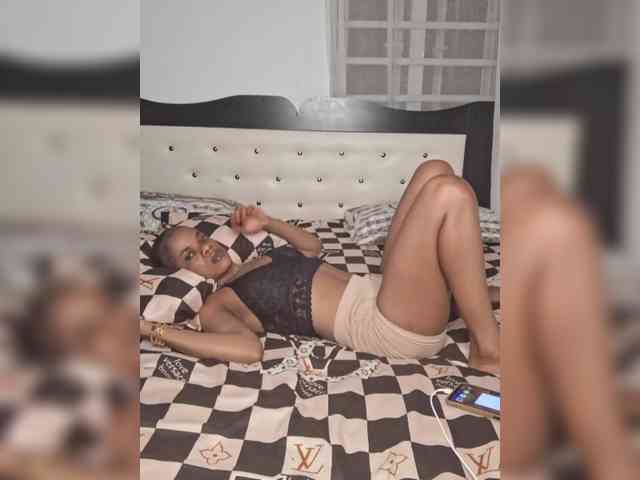 GlobeTrottieHottie1 webcam