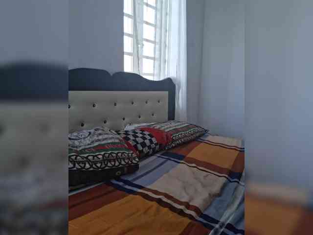 GlobeTrottieHottie1 webcam