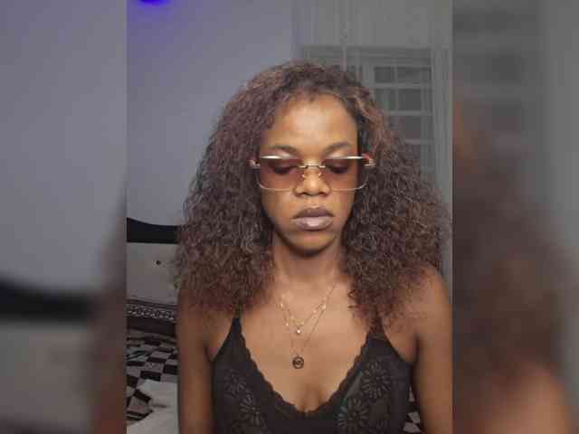 GlobeTrottieHottie1 webcam