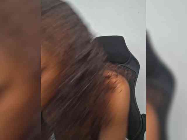 GlobeTrottieHottie1 webcam