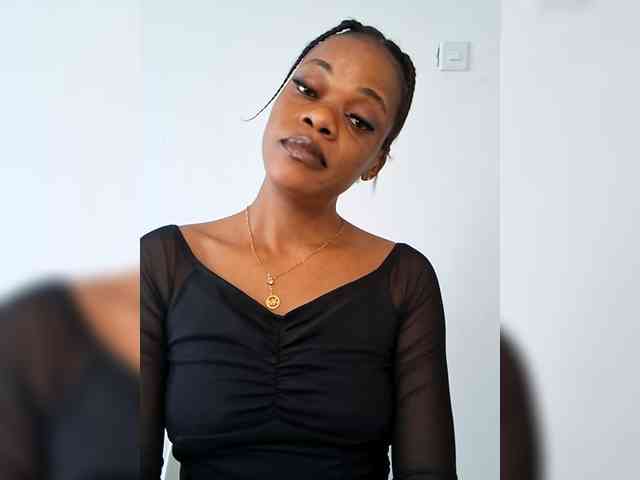 GlobeTrottieHottie1 webcam