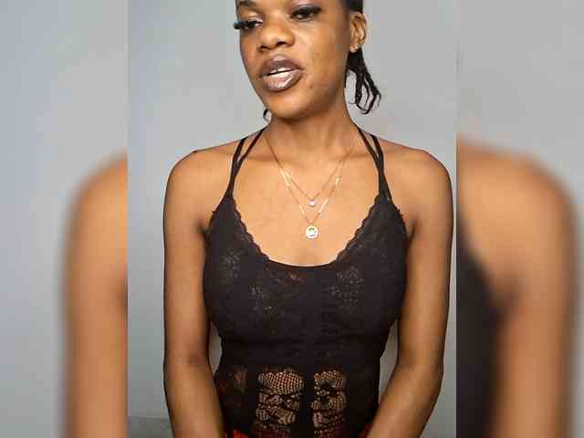 GlobeTrottieHottie1 webcam