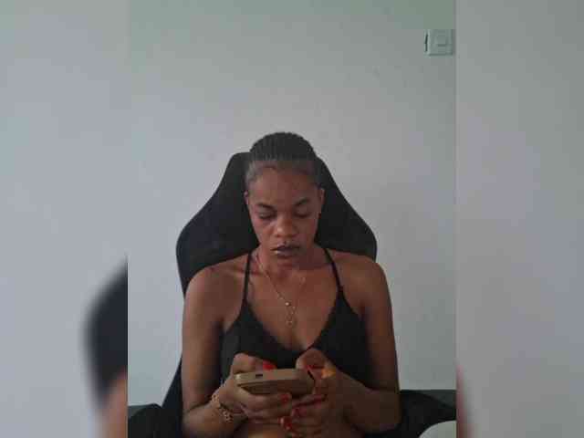 GlobeTrottieHottie1 webcam