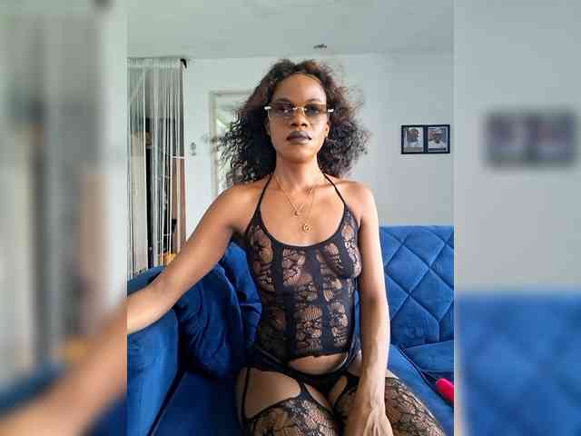 GlobeTrottieHottie1 webcam