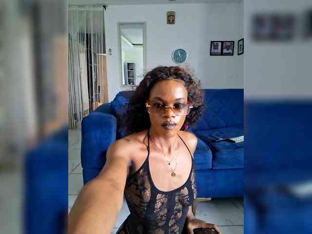 GlobeTrottieHottie1 webcam