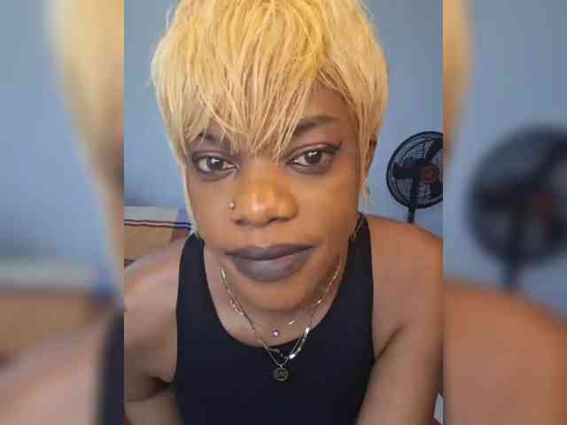 GlobeTrottieHottie1 webcam