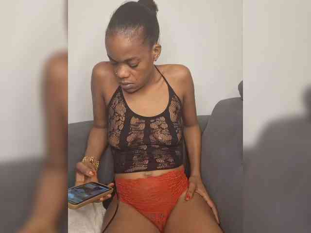 GlobeTrottieHottie1 webcam