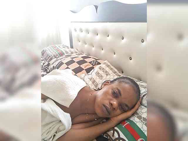 GlobeTrottieHottie1 webcam