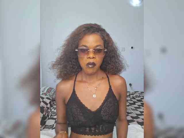 GlobeTrottieHottie1 webcam