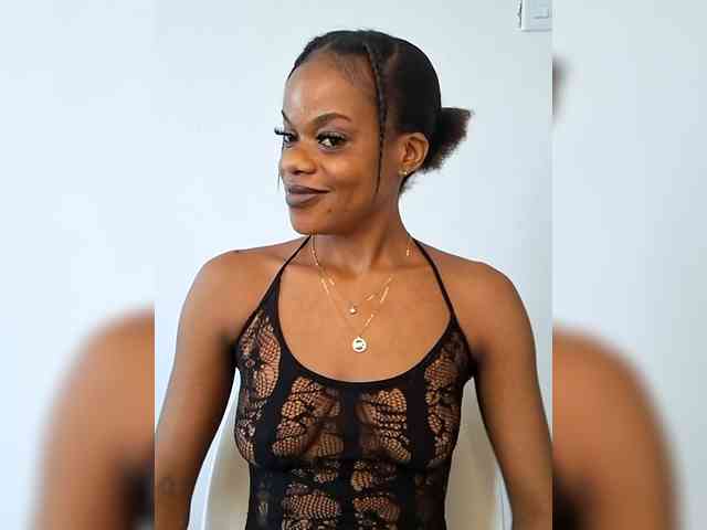 GlobeTrottieHottie1 webcam