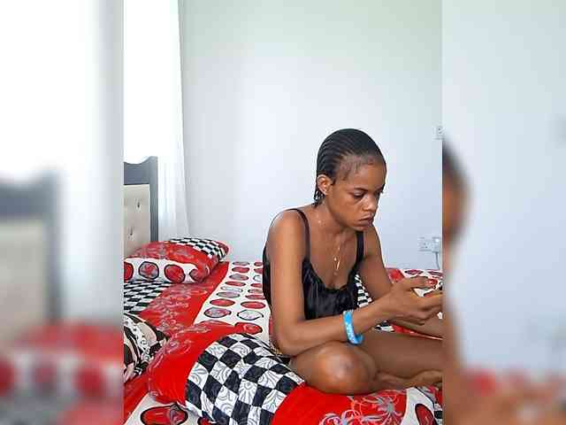 GlobeTrottieHottie1 webcam