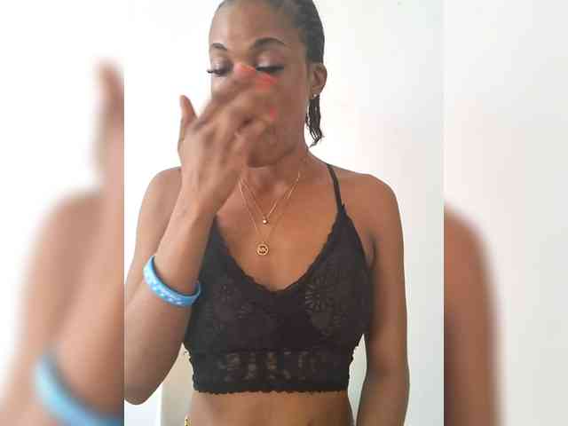 GlobeTrottieHottie1 webcam