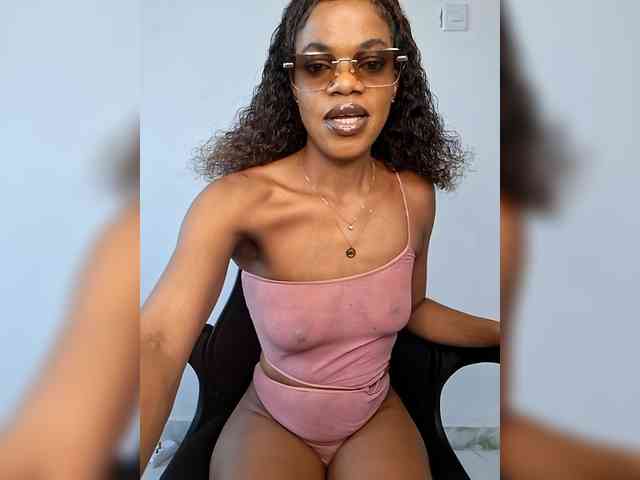 GlobeTrottieHottie1 webcam