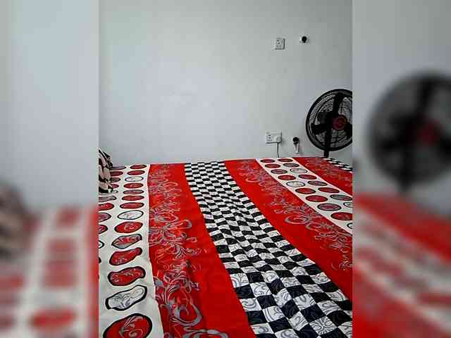 GlobeTrottieHottie1 webcam