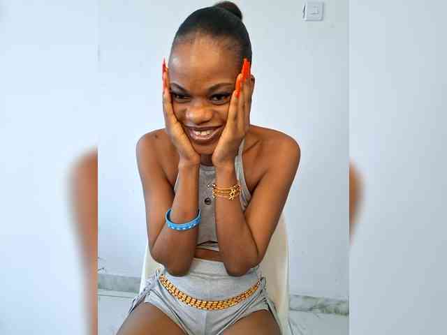 GlobeTrottieHottie1 webcam