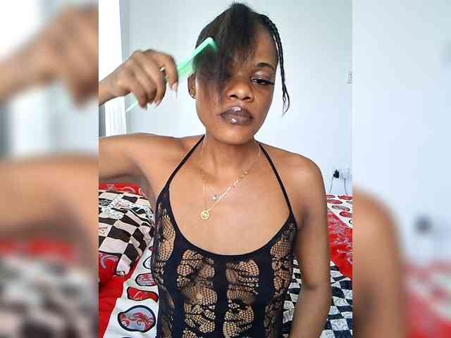 GlobeTrottieHottie1 webcam