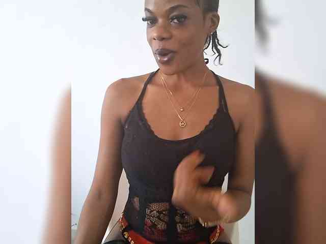 GlobeTrottieHottie1 webcam