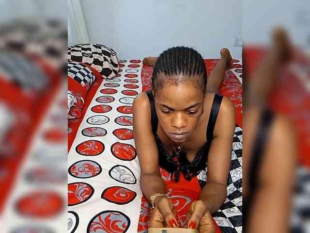 GlobeTrottieHottie1 webcam