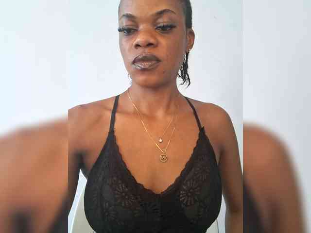 GlobeTrottieHottie1 webcam