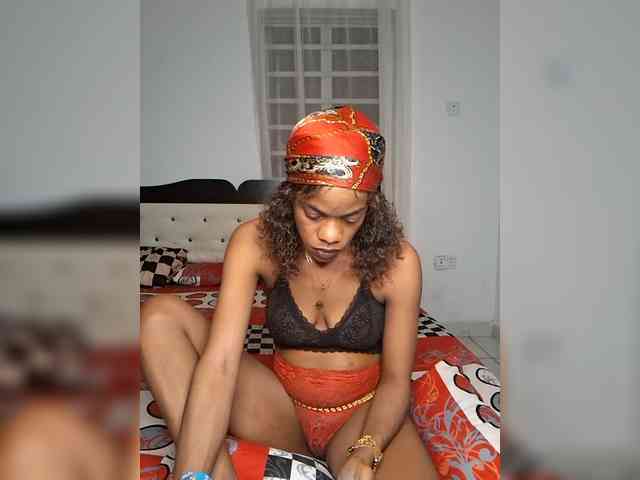 GlobeTrottieHottie1 webcam