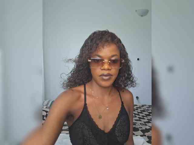 GlobeTrottieHottie1 webcam