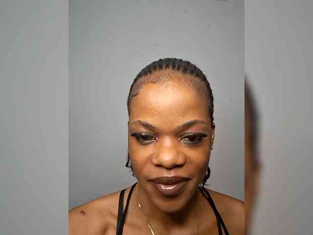 GlobeTrottieHottie1 webcam