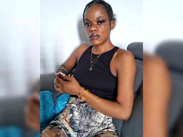 GlobeTrottieHottie1 webcam