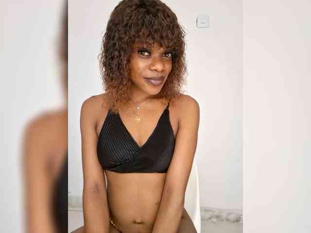 GlobeTrottieHottie1 webcam