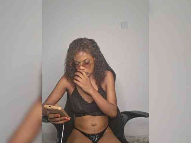 GlobeTrottieHottie1 webcam