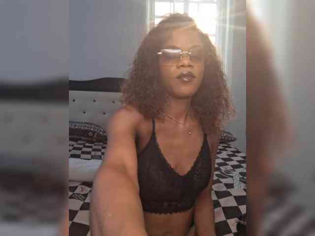 GlobeTrottieHottie1 webcam