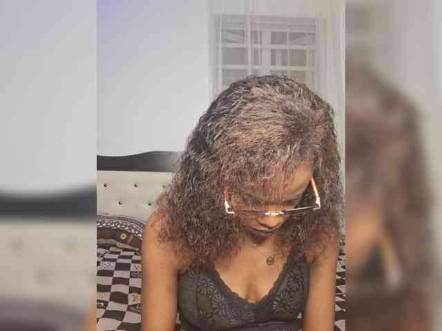 GlobeTrottieHottie1 webcam