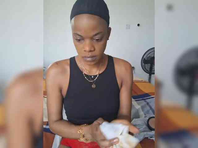 GlobeTrottieHottie1 webcam