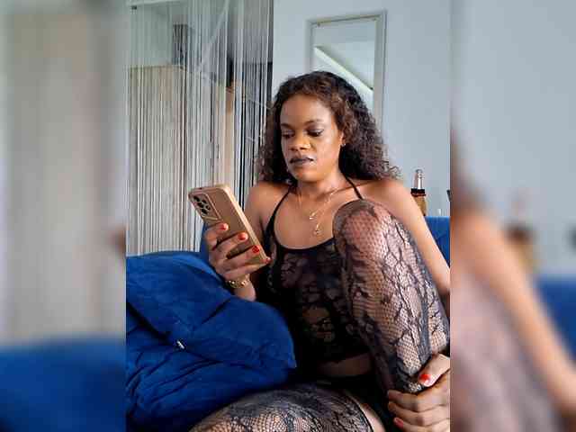 GlobeTrottieHottie1 webcam