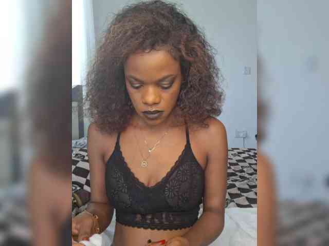 GlobeTrottieHottie1 webcam