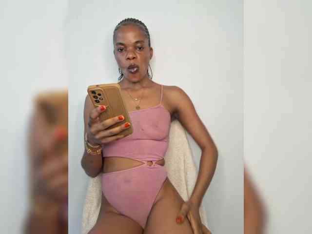 GlobeTrottieHottie1 webcam