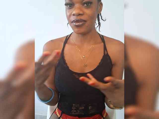 GlobeTrottieHottie1 webcam