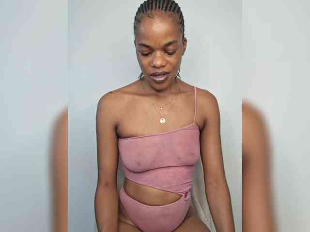 GlobeTrottieHottie1 webcam