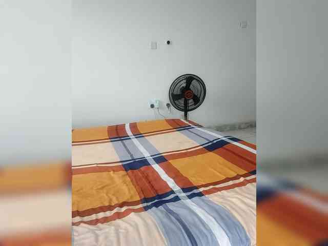 GlobeTrottieHottie1 webcam