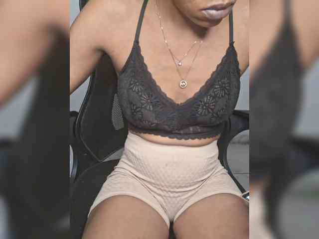 GlobeTrottieHottie1 webcam