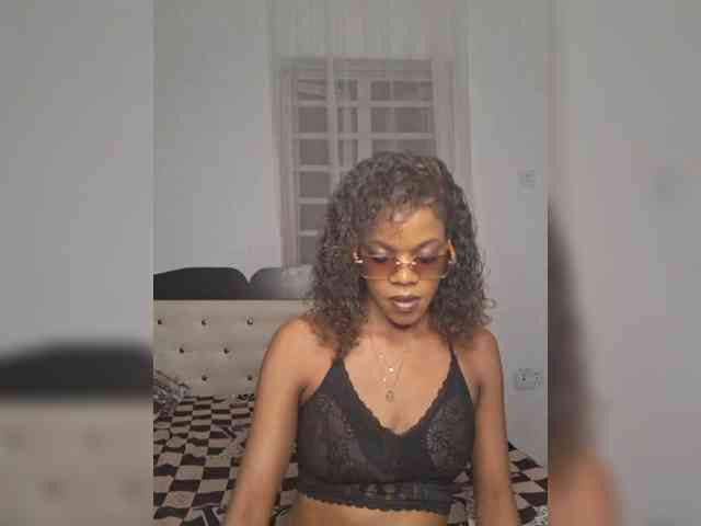 GlobeTrottieHottie1 webcam