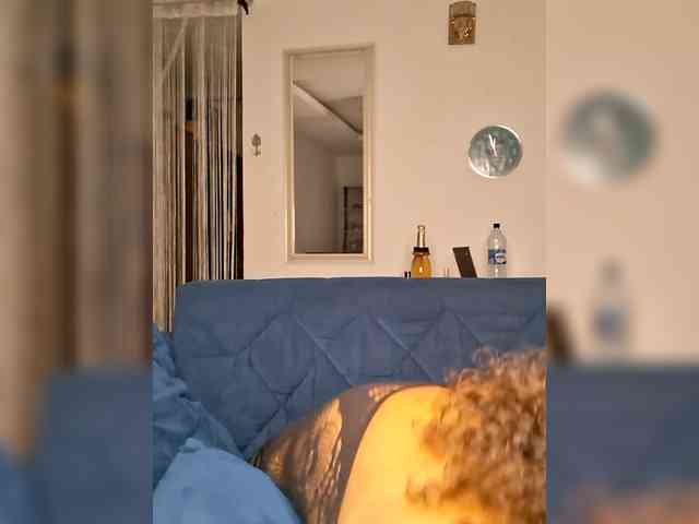 GlobeTrottieHottie1 webcam