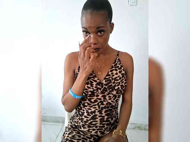 GlobeTrottieHottie1 webcam