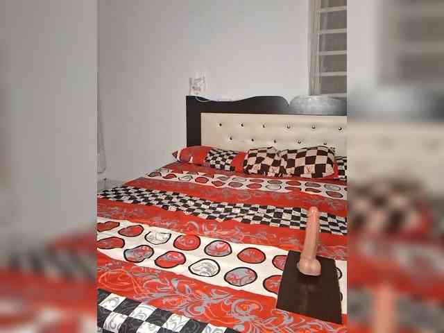 GlobeTrottieHottie1 webcam