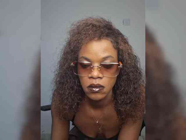 GlobeTrottieHottie1 webcam