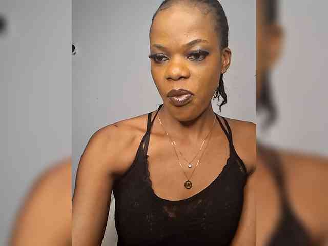 GlobeTrottieHottie1 webcam