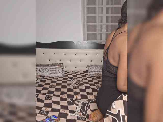 GlobeTrottieHottie1 webcam