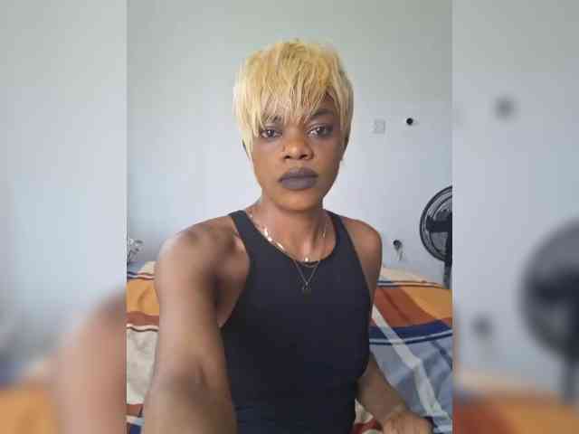 GlobeTrottieHottie1 webcam